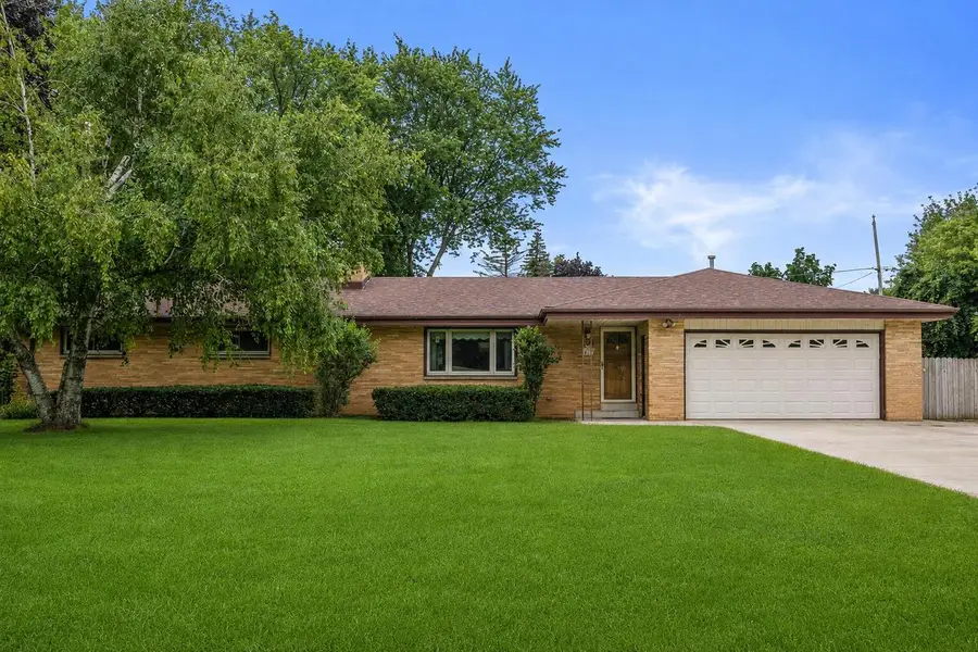 N56W15799 Bette DRIVE, Menomonee Falls, WI 53051 - #2