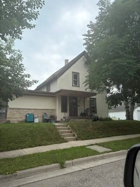 117 E Walters STREET #119, Port Washington, WI 53074