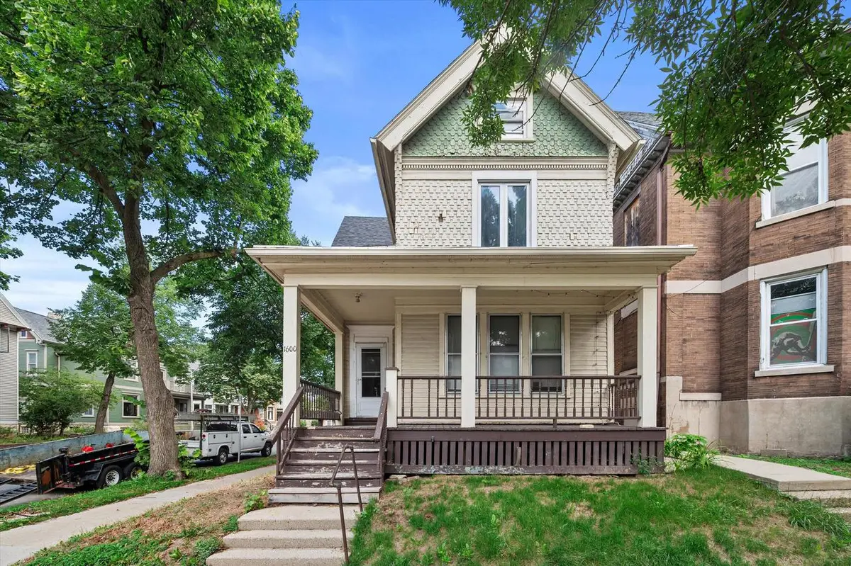 1600 E Kane PLACE #1602, Milwaukee, WI 53202 - #1