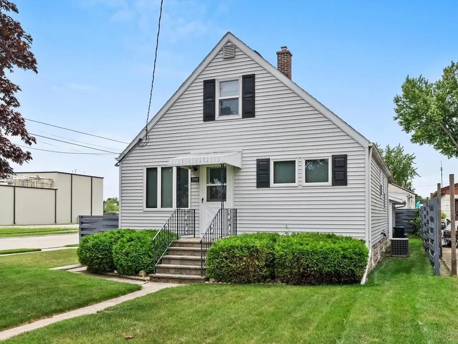2600 Jackson STREET, Two Rivers, WI 54241 - #2