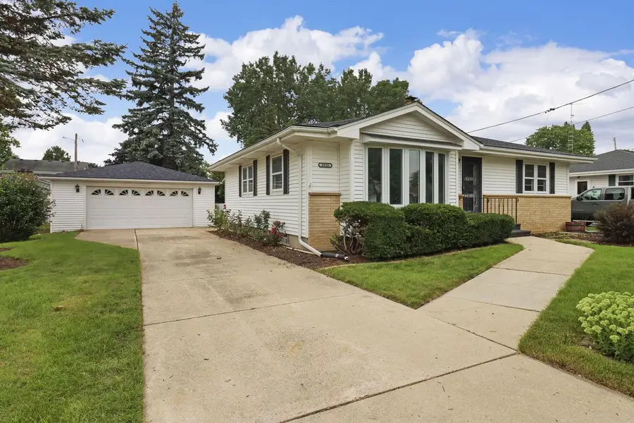 8920 20th AVENUE, Kenosha, WI 53143 - #3