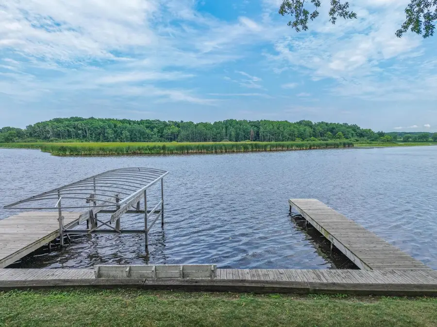 5725 E Peninsula DRIVE, Waterford, WI 53185 - #2