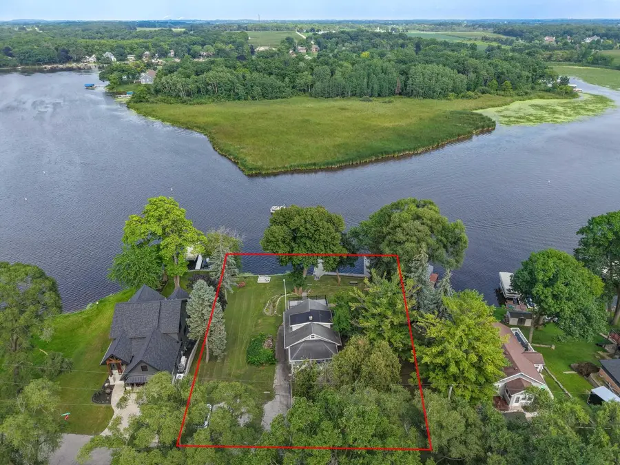 5725 E Peninsula DRIVE, Waterford, WI 53185 - #3