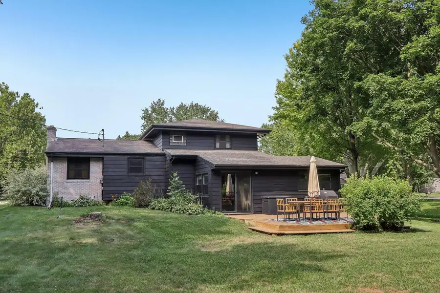 450 Rip Van Winkle DRIVE, Waukesha, WI 53186 - #3