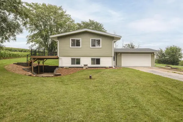 W389N7644 Pennsylvania STREET, Oconomowoc, WI 53066