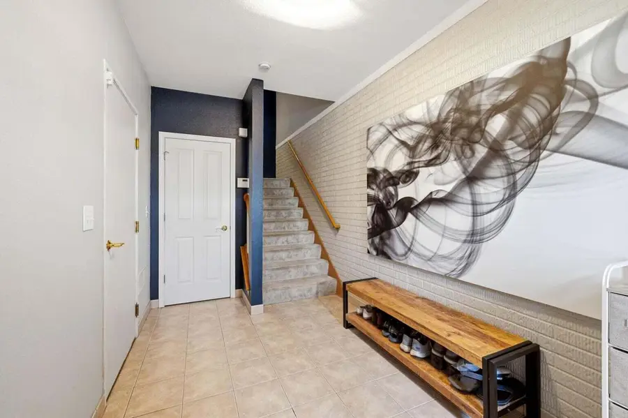 1712 N Marshall STREET, Milwaukee, WI 53202 - #2