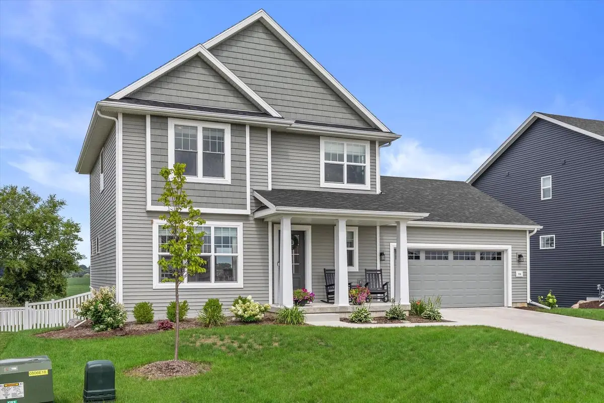 814 Burr Oak COURT, Oconomowoc, WI 53066 - #1
