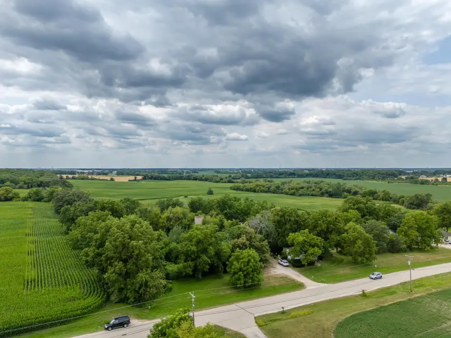 15739 Braun ROAD, Sturtevant, WI 53177 - #2