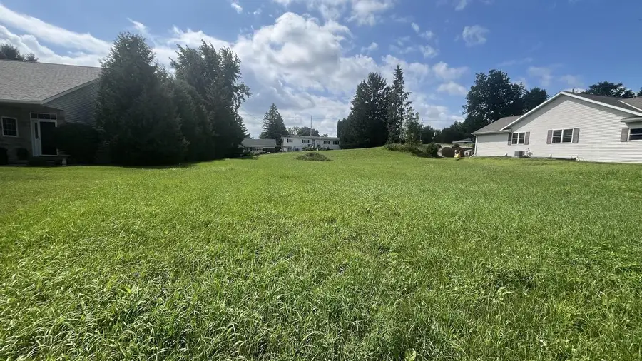 2013 DAISY DRIVE #Lt40, West Bend, WI 53090 - #3