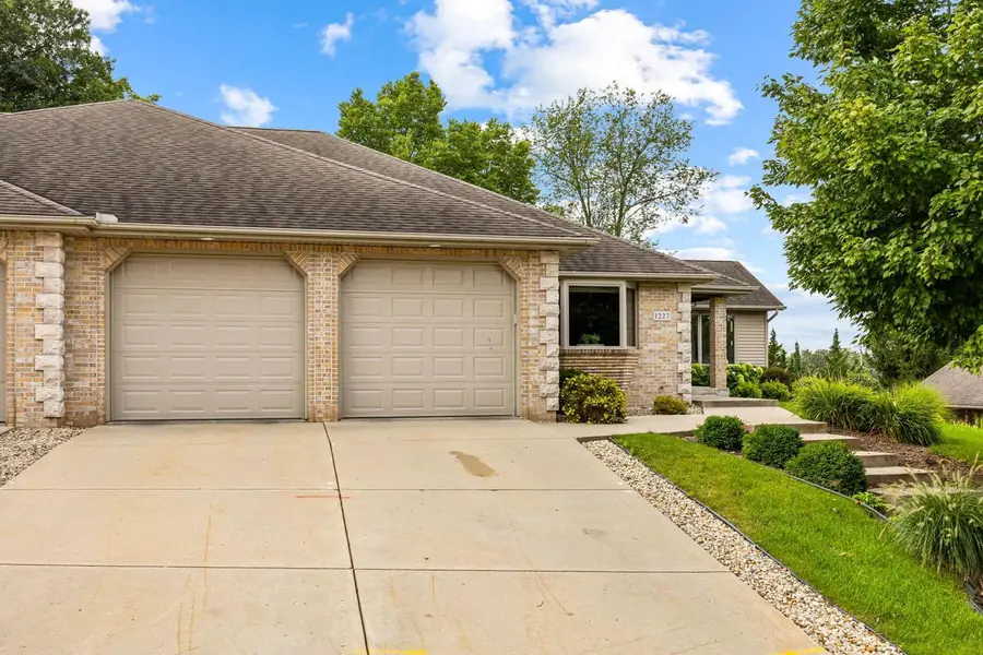 1227 W Sherman Avenue, Fort Atkinson, WI 53538 - #3
