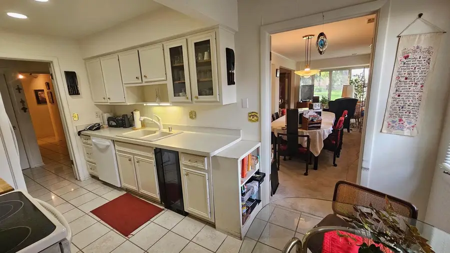 1229 N Jackson STREET #101, Milwaukee, WI 53202 - #3