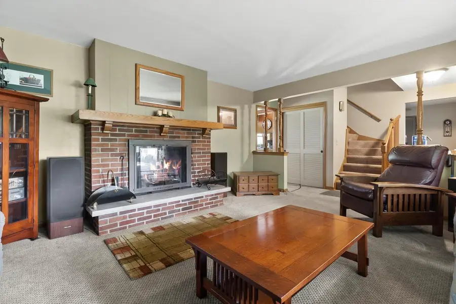 W227S4508 Patricia LANE, Waukesha, WI 53189 - #3