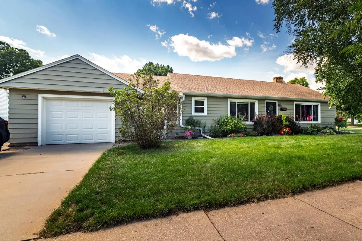 2104 22nd STREET S, La Crosse, WI 54601 - #1