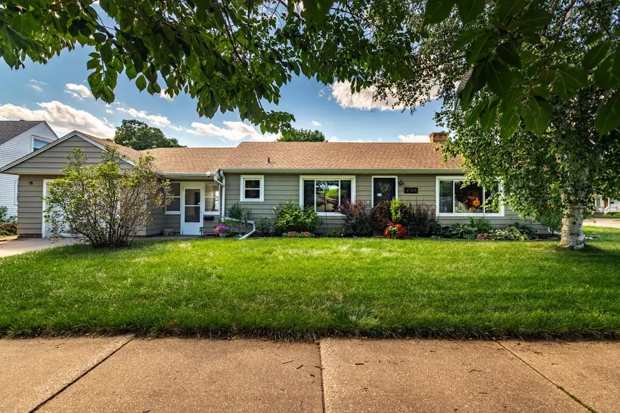 2104 22nd STREET S, La Crosse, WI 54601 - #2