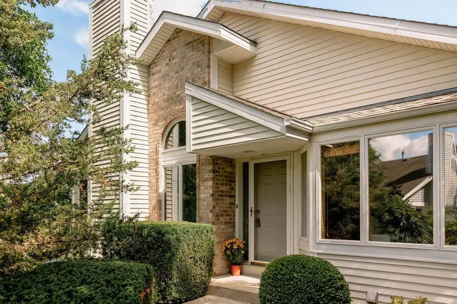 108 E Sutton PLACE #A, Waukesha, WI 53188 - #2