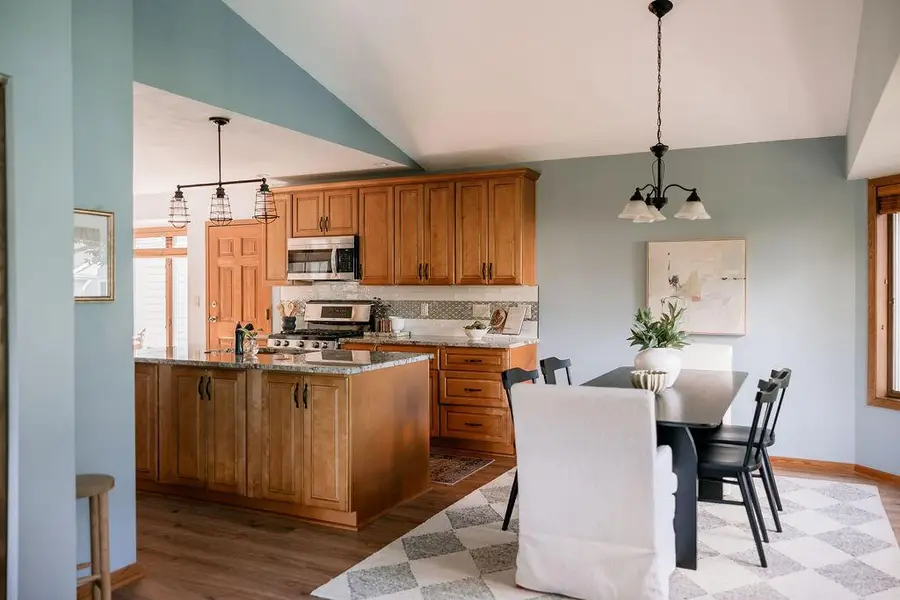 108 E Sutton PLACE #A, Waukesha, WI 53188 - #3
