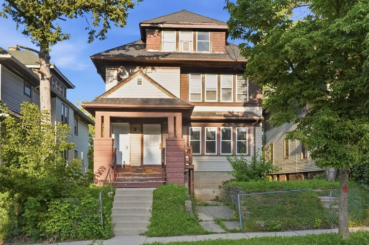 3414 N Vel R Phillips AVENUE #3416, Milwaukee, WI 53212 - #1