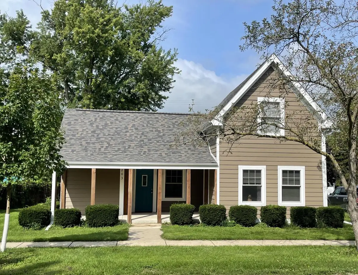 203 Walworth STREET, Sharon, WI 53585 - #1