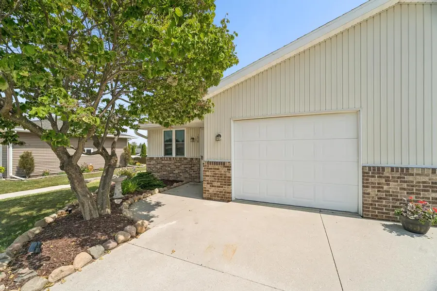 1518 Mason STREET, New Holstein, WI 53061 - #3