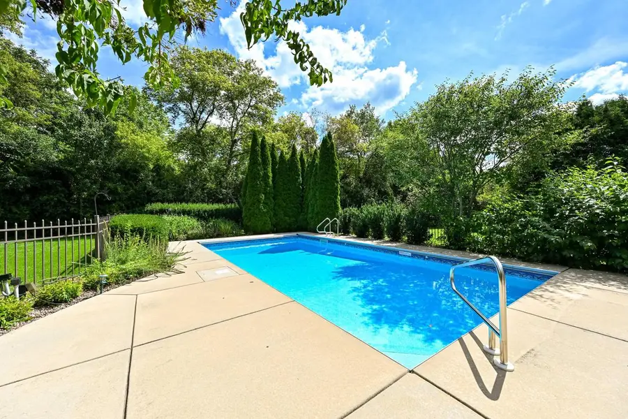 9558 S Fairway CIRCLE, Franklin, WI 53132 - #3