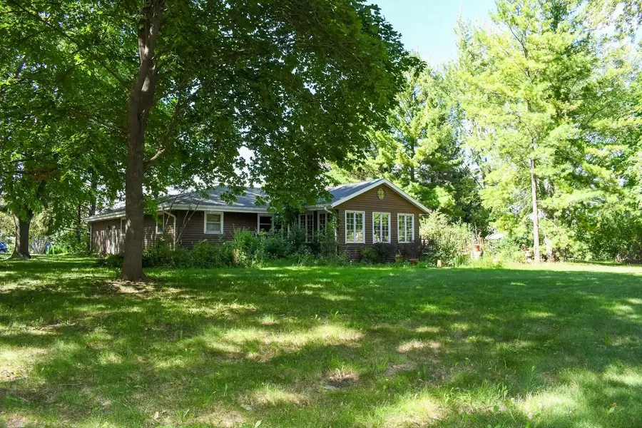 1325 Carlin COURT, Burlington, WI 53105 - #2