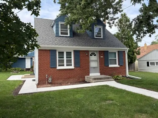 5010 W Euclid AVENUE, Milwaukee, WI 53219 - #1