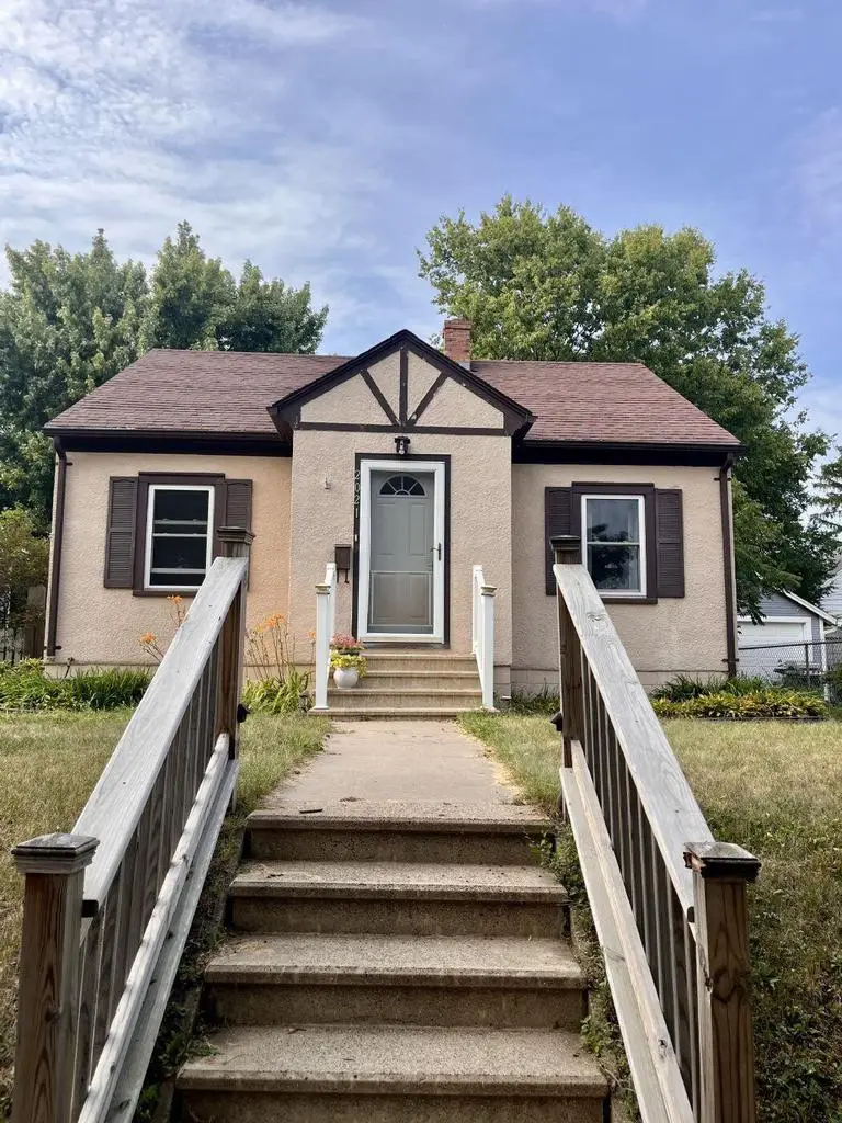 2021 Johnson STREET, La Crosse, WI 54601 - #2