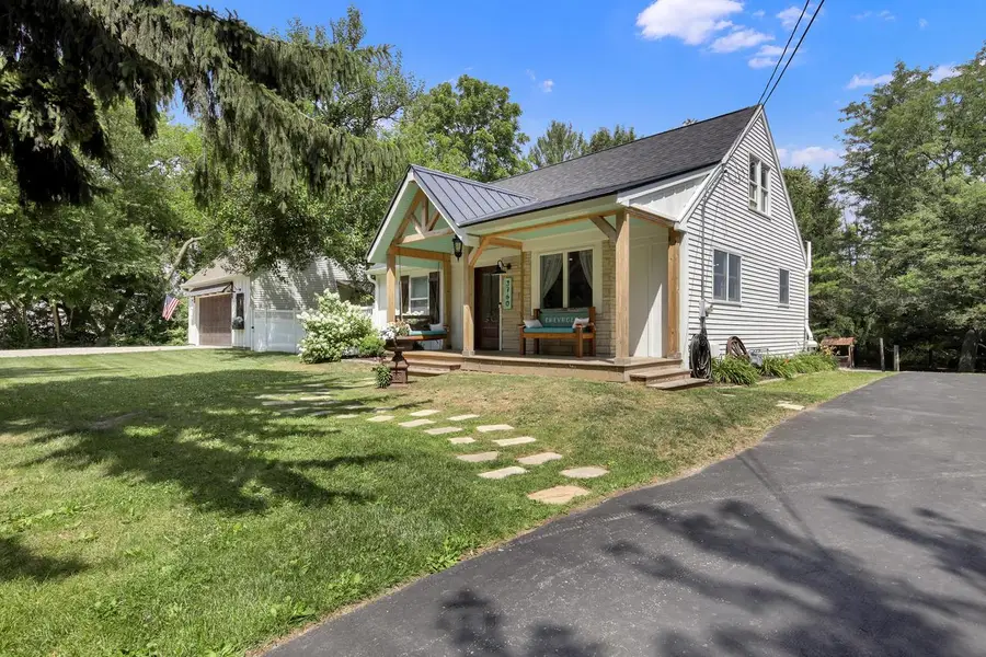3760 Hubertus ROAD, Hubertus, WI 53033 - #3