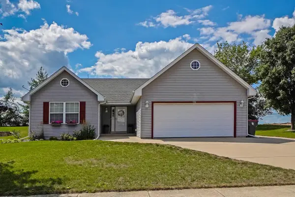 524 Parkview DRIVE, Johnson Creek, WI 53038