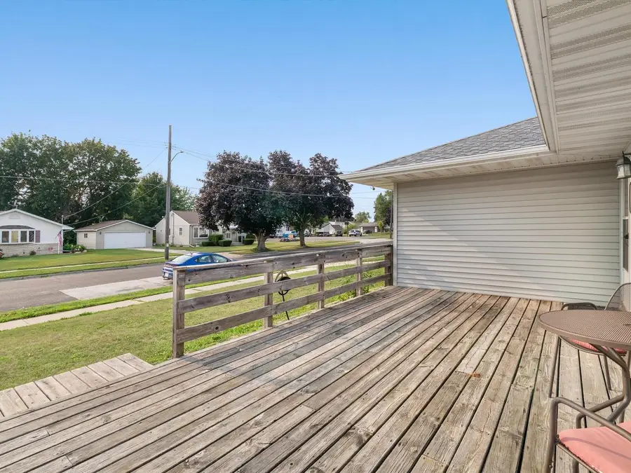 1217 S 25th STREET, Manitowoc, WI 54220 - #3