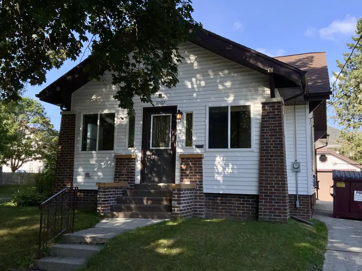 1002 N 16th STREET, Manitowoc, WI 54220 - #1