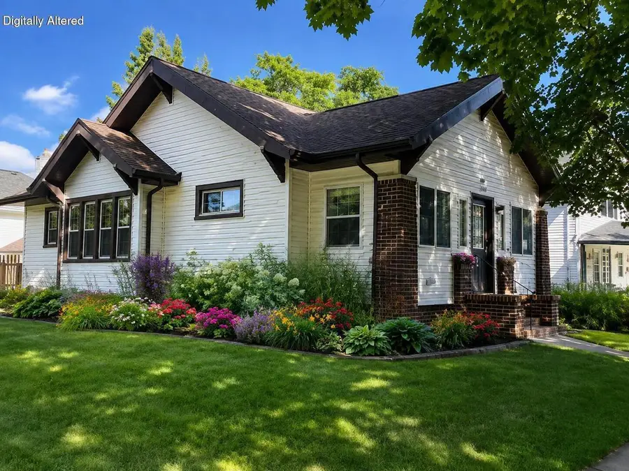 1002 N 16th STREET, Manitowoc, WI 54220 - #3