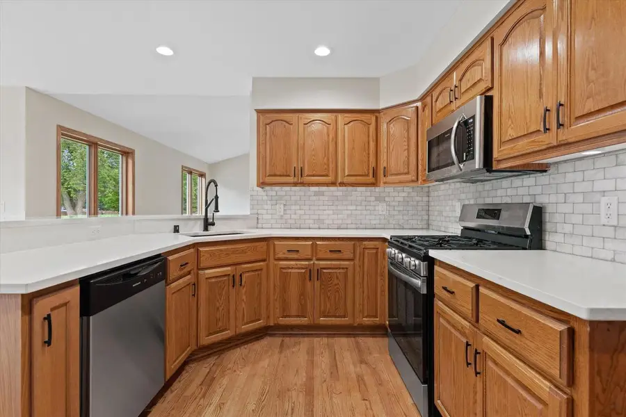 2072 W Hope LANE, Oak Creek, WI 53154 - #3
