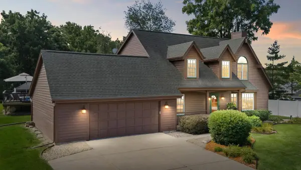 27015 Lorie DRIVE, Wind Lake, WI 53185