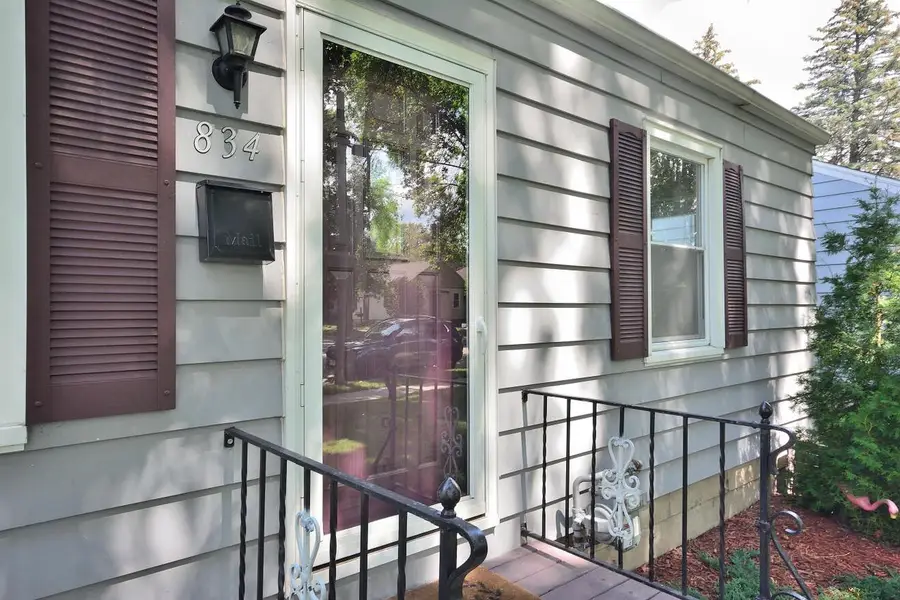 834 E Holt AVENUE, Milwaukee, WI 53207 - #2