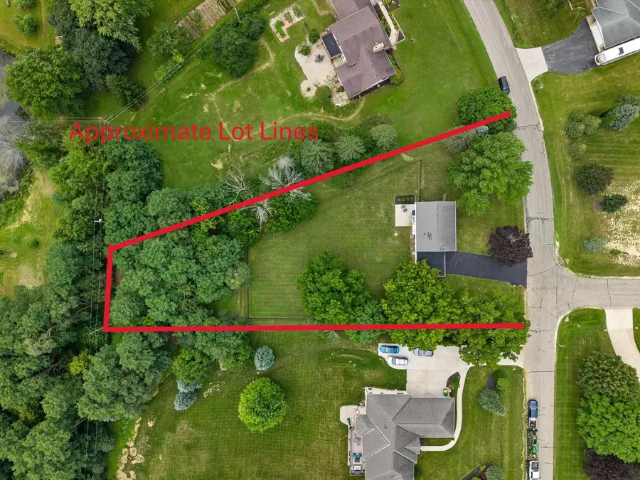 N113W13033 Crestview DRIVE, Germantown, WI 53022 - #3