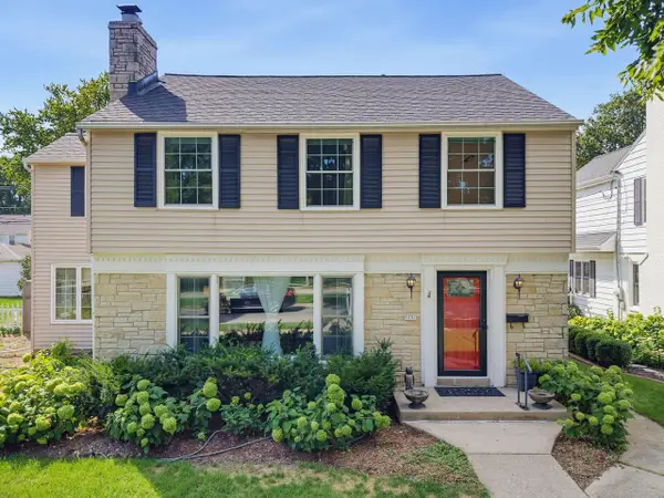 5251 N Santa Monica BOULEVARD, Whitefish Bay, WI 53217
