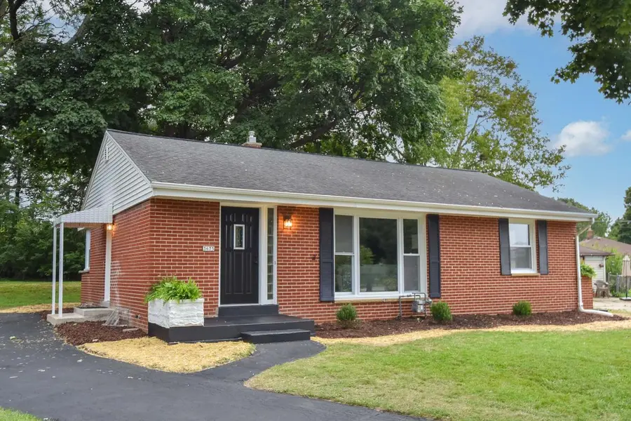3675 S Taylor COURT, Milwaukee, WI 53207 - #3