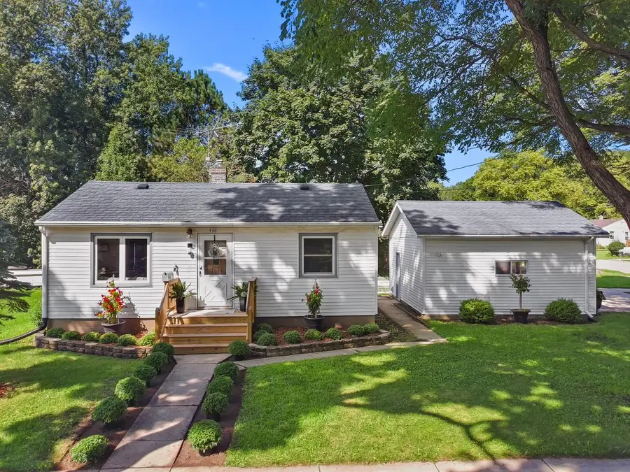 426 N Church STREET, Elkhorn, WI 53121 - #2
