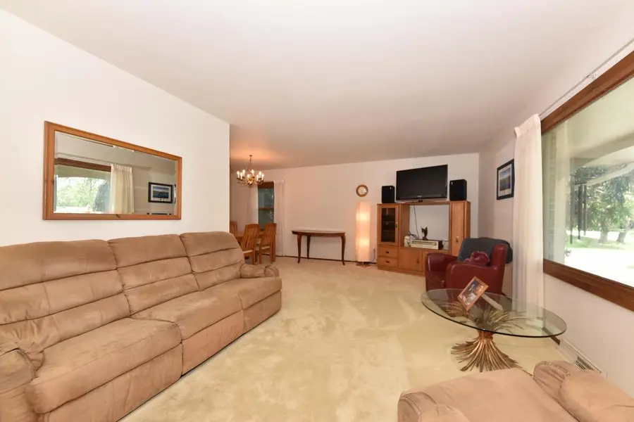 12450 W Ohio DRIVE, New Berlin, WI 53151 - #3