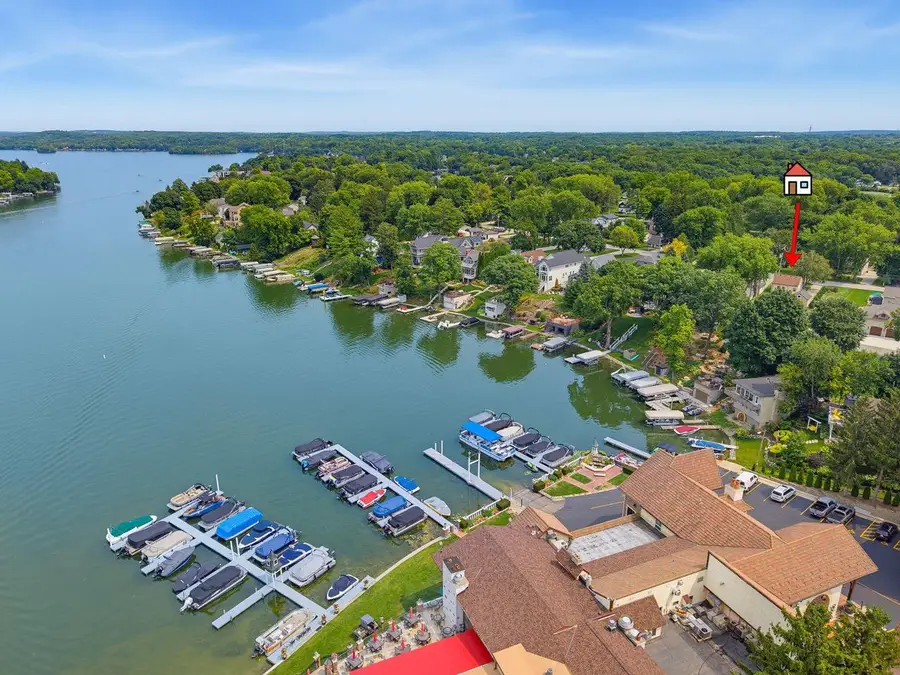 W347N5213 Elm AVENUE, Okauchee, WI 53069 - #3