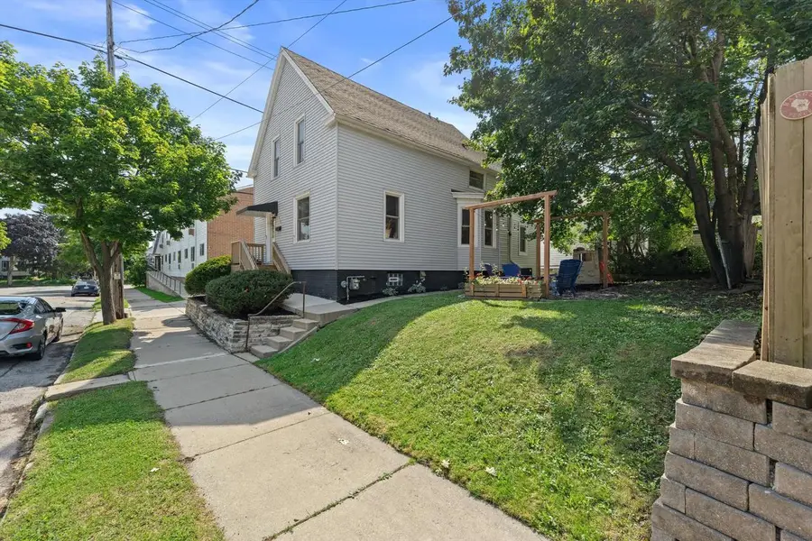 915 E Homer STREET, Milwaukee, WI 53207 - #2