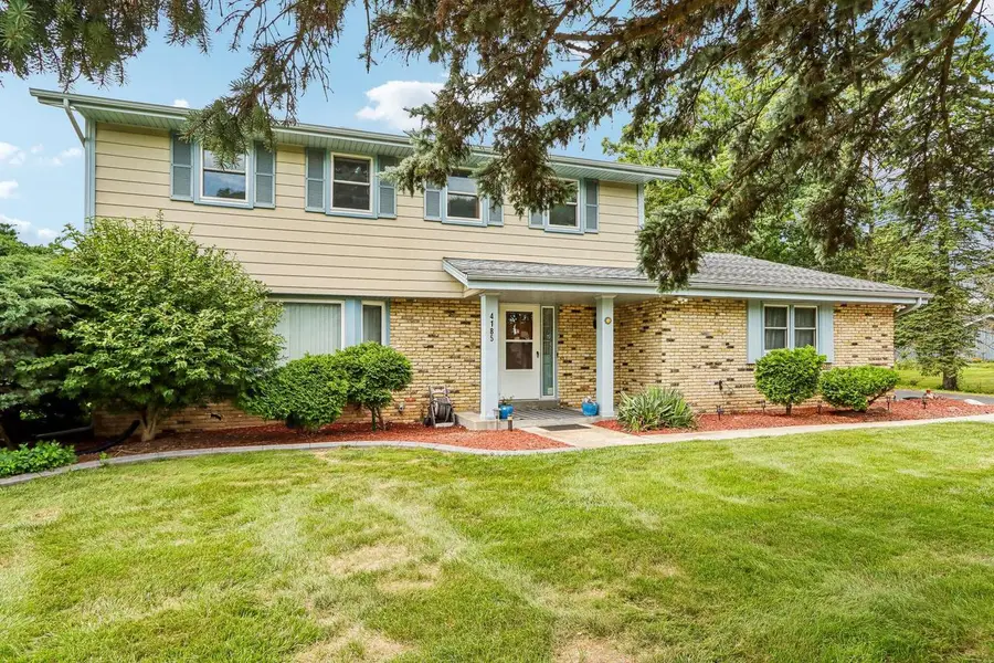 4185 Beaufort DRIVE, Brookfield, WI 53045 - #2