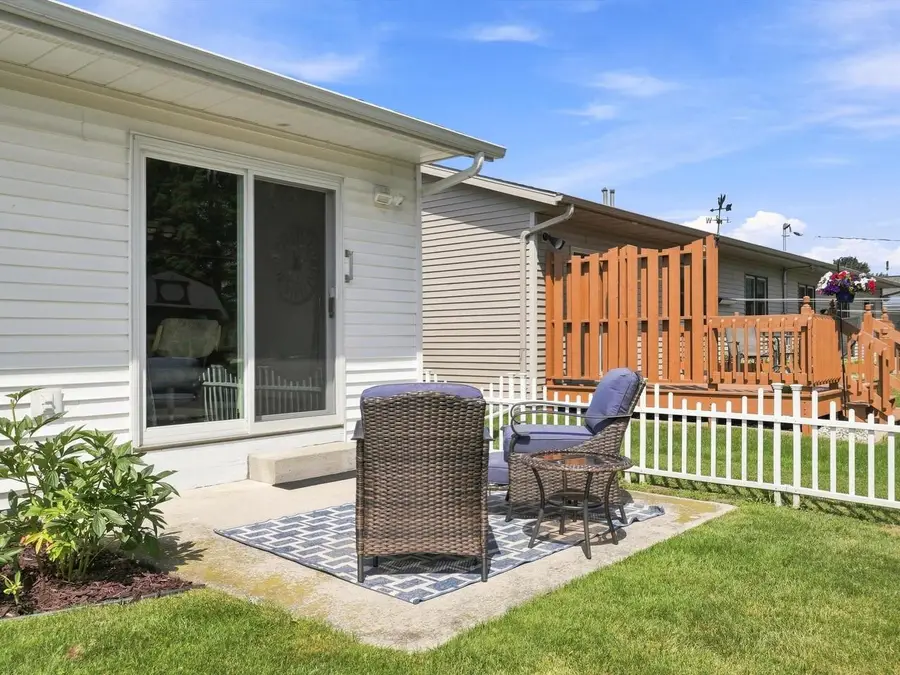 2033 Kellner STREET, Manitowoc, WI 54220 - #3