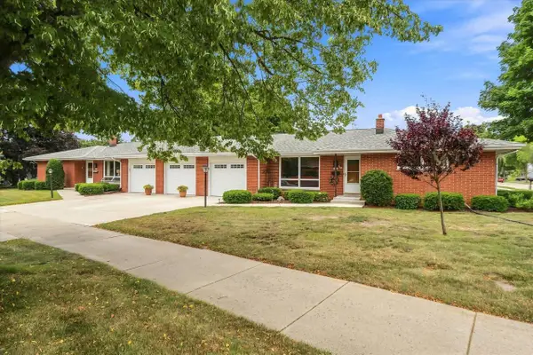 2217 Saemann AVENUE, Sheboygan, WI 53081