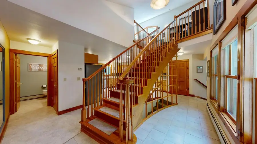 W5269 E Point ROAD, West Salem, WI 54669 - #2