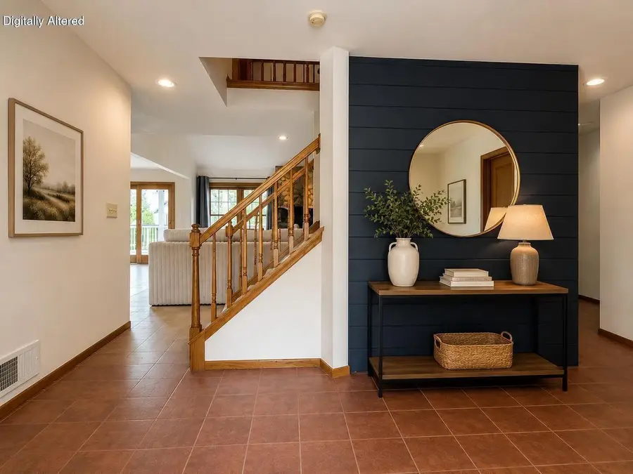 W146N10907 Heritage PARKWAY, Germantown, WI 53022 - #2