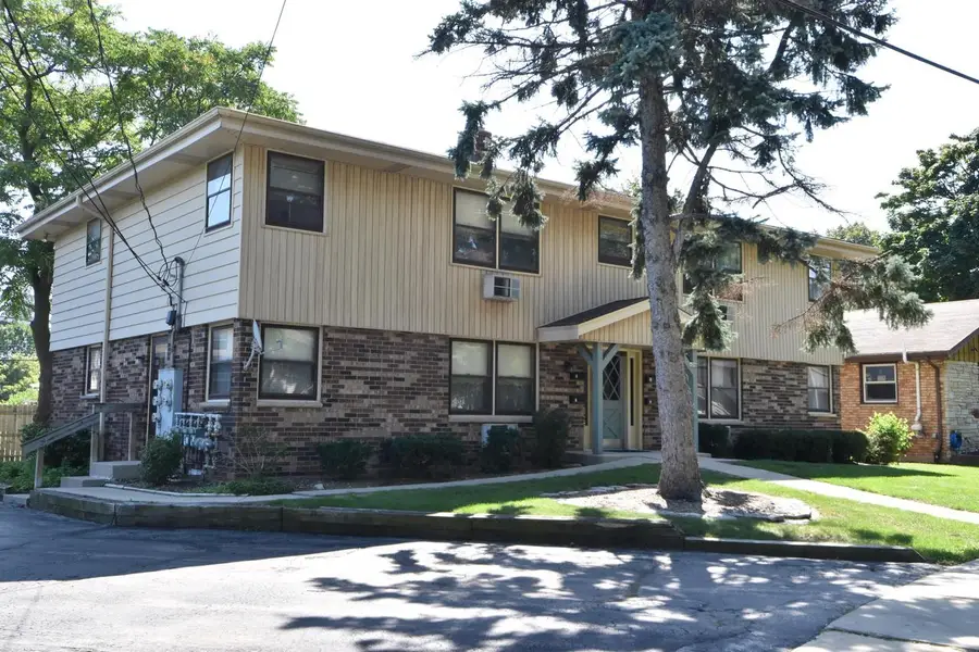 4276 S 14th STREET, Milwaukee, WI 53221 - #2