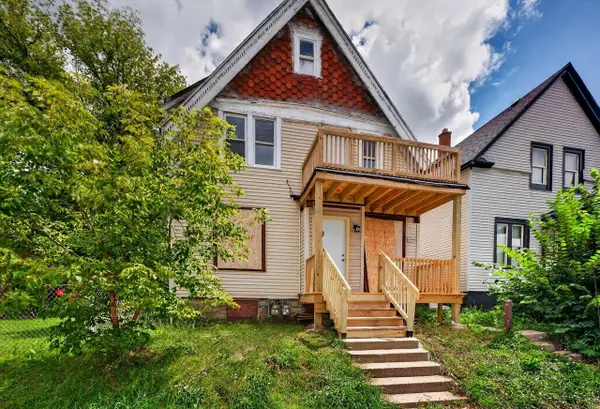 2420 N 35th STREET, Milwaukee, WI 53210