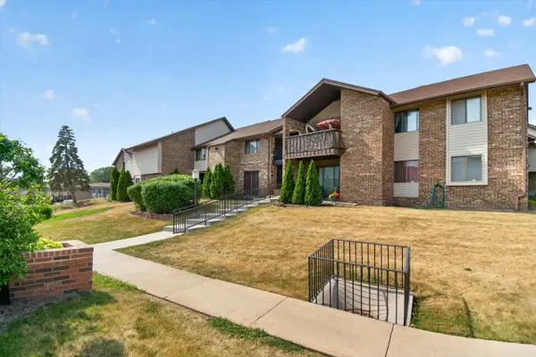 9034 W Lisbon AVENUE #32, Milwaukee, WI 53222